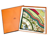 スカーフ・アパレル